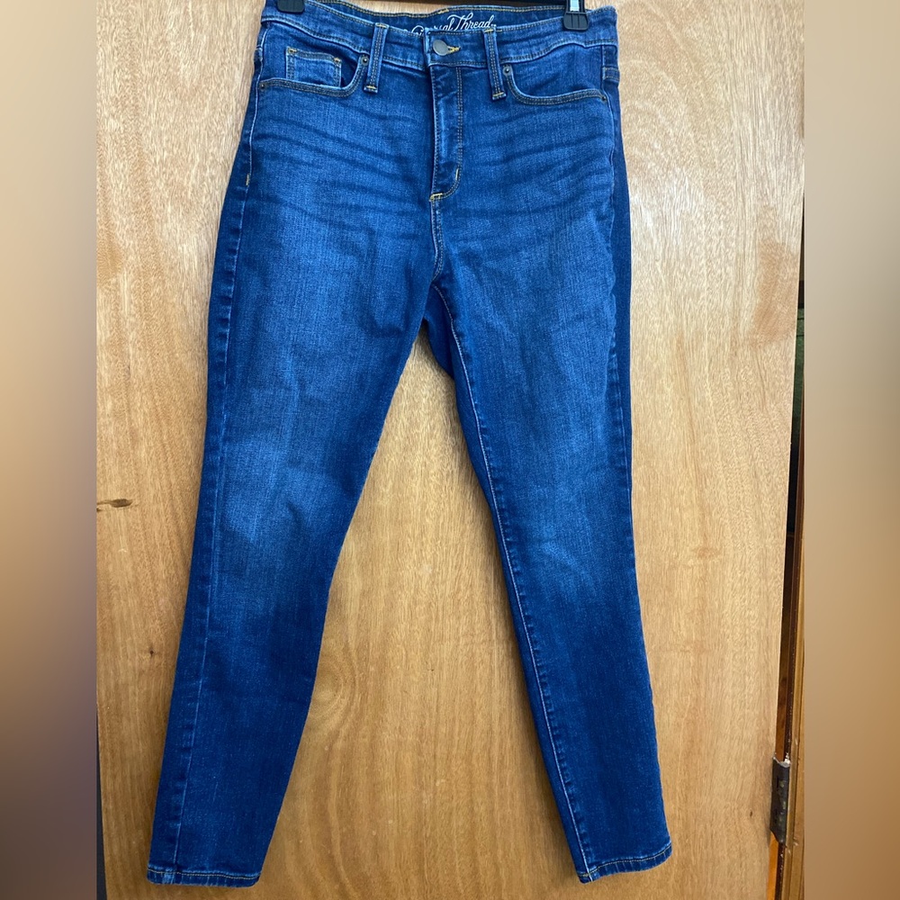 Universal Thread Skinny Jeans 4/27